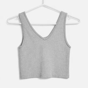 ANWND Gray Ribbed V-Neck Cropped Tank Top Classic Minimalist Neutral Tone